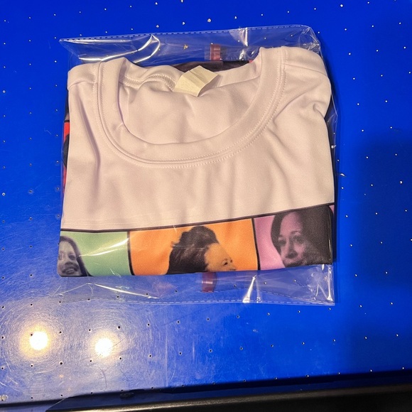 Kamala Swiftie shirt - Picture 3 of 5